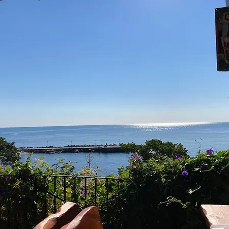 Art Marina Cape-private Host Apartment Ravda