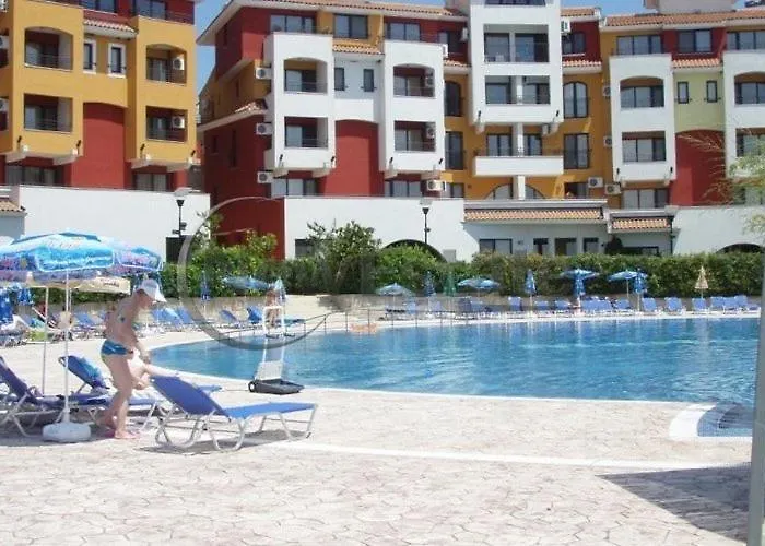 Апартаменти Art Marina Cape-private Host Равда