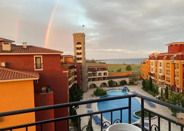 Art Marina Cape-private Host Равда