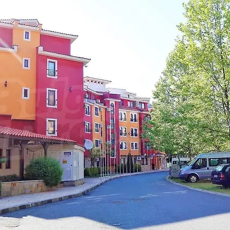 Art Marina Cape-private Host