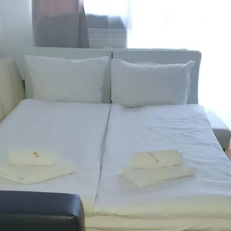 Art Marina Cape-private Host Apartament Rawda