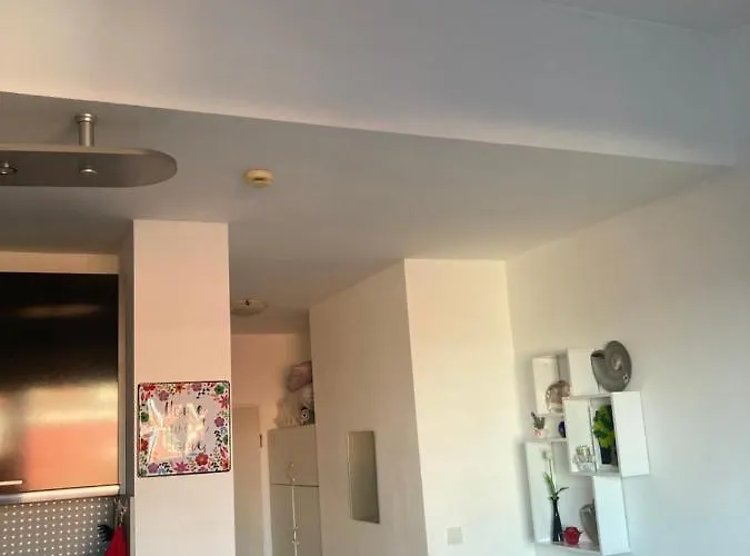 Apartment Art Marina Cape-private Host Rawda