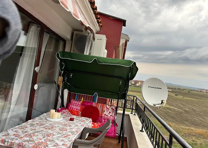 Apartment Art Marina Cape-private Host Rawda